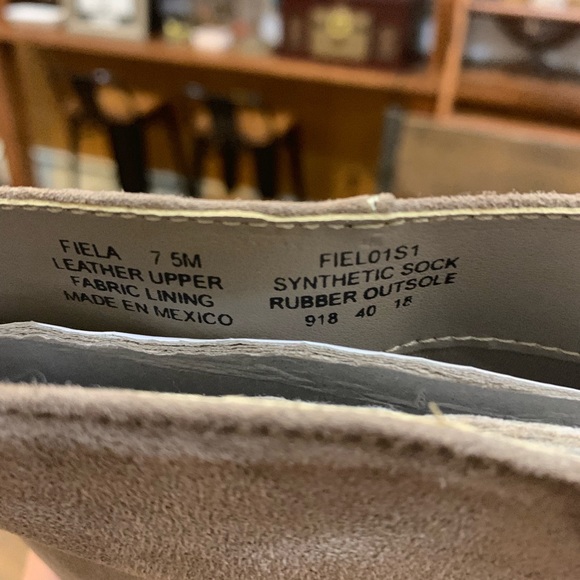 NWOB Steve Madden Tan Suede Fiela Knee High Boots - Picture 5 of 10